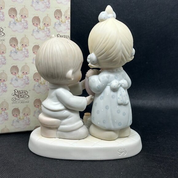 Precious Moments "He's the healer of broken hearts" figurine - Picture 2 of 5